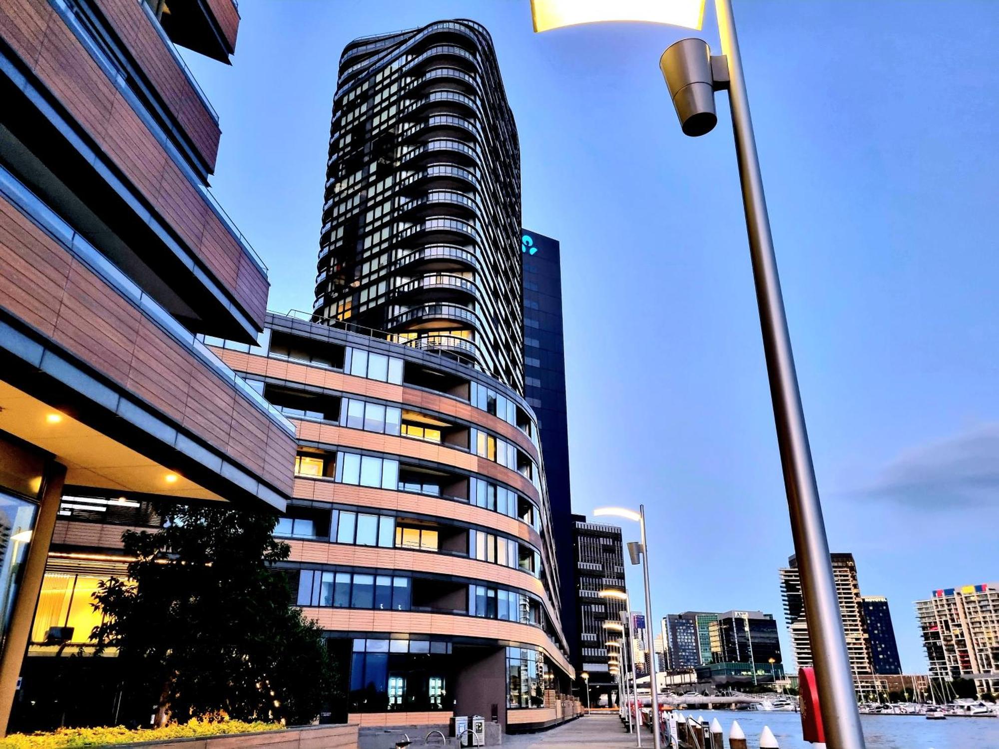 Melbourne Docklands Riverside Views Exterior foto